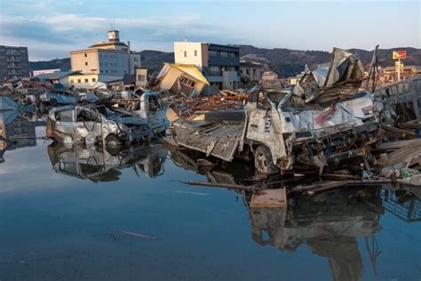 O Grande Terramoto de Tohoku: Uma Catástrofe Natural que Abalou o Japão Moderno e Revelou a Fragilidade Humana Frente à Natureza